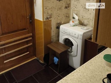 Продаж 1к квартири 19 кв. м на вул. Автозаводська 29 • ID 34569688