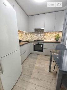 Соборна вулиця, район Зарічний, Суми, вул. Соборна 19 • ID 34566060
