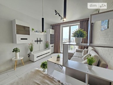 Продаж 1к квартири 39.7 кв. м на вул. Молочна 30 • ID 34565180