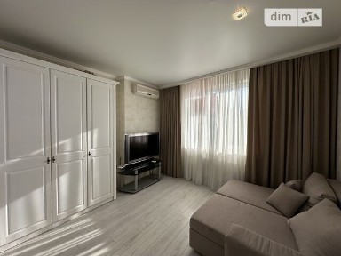 Продаж 1к квартири 45 кв. м на вул. Генуезька 3Б • ID 34562739
