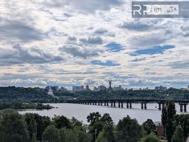 Дніпровська набережна, мікрорайон Березняки, район Дніпровський, Київ, метро Звіринецька (Дружби народів), наб. Дніпровська 5А, кв. 208 • ID 34556039