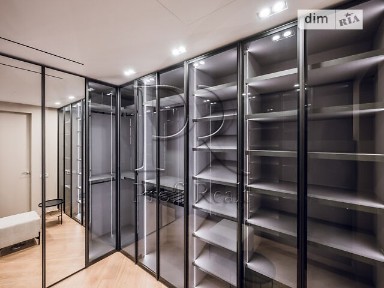 Продаж 3к квартири 145.9 кв. м на вул. Олеся Гончара 35 • ID 34554992