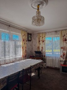 Продаж 1/2 будинку з окремою приватизованою землею в районі Червоних Гір. Вул. Рівненська