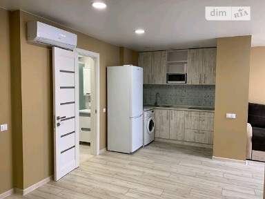 Довготривала оренда 1к квартири на вул. Літературна 10А • ID 34239379