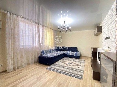 Продажа 3-комнатной квартиры 82.1 м², Набережная ул., 6Г