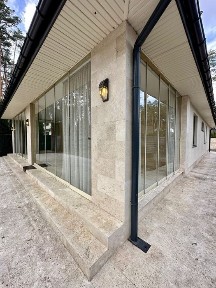 Сучасний будинок з ремонтом у лісовій Бучі