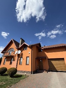 Продаж будинку в с. Рованці