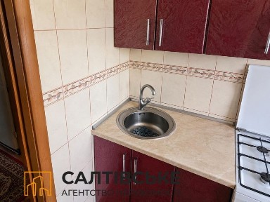 4879-КЮ Продам 2к квартиру на Салтовке Студенческая 521 м/р