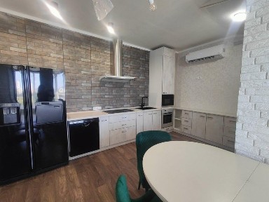 3-к вул. Гольдбергівська, 98 Москалівка