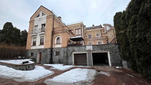Продаж будинку 800 м² | 22 сотки | вул. Красицького | Площа Шевченка | Подільський р-н | Вітряні Гори | Озера | Без комісії | Відеоогляд