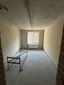 Продається 2-кімнатна квартира