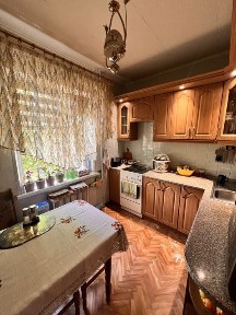 Продаж квартири Ревуцького