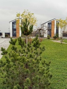 Квартира в котеджному містечку. 32 кв. м з видом на сквер.