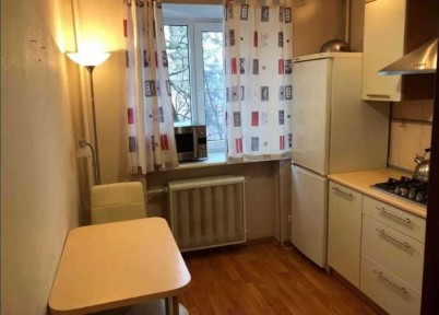 Київ, Введенська вул., 26