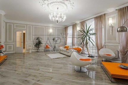 Продаж квартири, вул. Андріївський Узвіз, Центр
