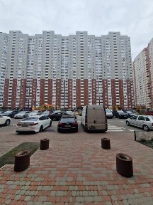Київ, Подільський, Балтійський провулок 1