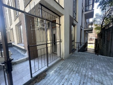Київ, Шевченківський, вулиця Глибочицька 13