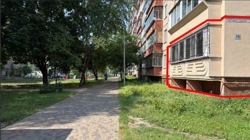 Бровари, вулиця Симона Петлюри 15