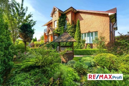 Продажа дома 450 м², Освіти