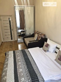 Здам подобово 2к квартиру на вул. Палія 7 • ID 32230840
