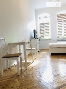 Здам подобово 1к квартиру на вул. Медова 7 • ID 32192407
