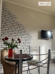 Здам подобово 1к квартиру на вул. Катерининська 49 • ID 31749974