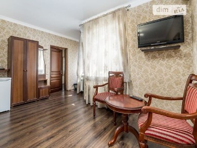 вул. Дерибасівська 18 • ID 31724313