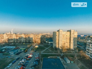 Зої Гайдай вулиця, мікрорайон Оболонь, район Оболонський, Київ, метро Мінська, вул. Зої Гайдай 9А • ID 31697843