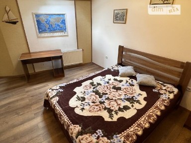 Здам подобово 2к квартиру на вул. Довга • ID 31662472