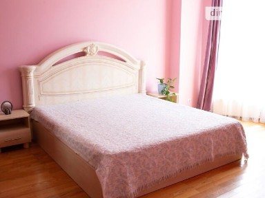 Здам подобово 1к квартиру на вул. Михайла Драгана 34 • ID 31141837