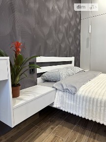 Здам подобово 1к квартиру на дор. Фонтанська 25 корпус 2 • ID 31021071