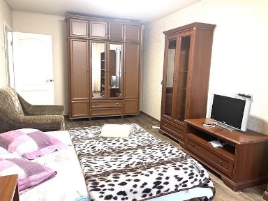 вулиця Степана Бандери, Дніпро, вул. Степана Бандери 21 • ID 30748491