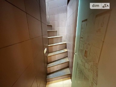 Здам подобово 2к квартиру на вул. Шпитальна 23 • ID 27995047