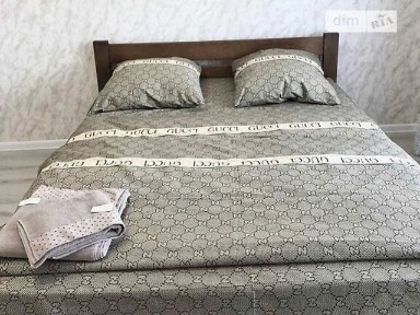 Здам подобово 1к квартиру на вул. Левка Лук'яненка • ID 26874909