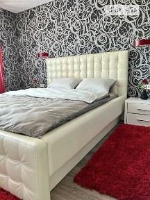 Здам подобово 2к квартиру на вул. Євгена Коновальця • ID 26719773