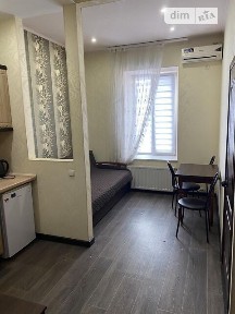 Здам подобово 1к квартиру на пров. Лопатинський 16 • ID 26623578