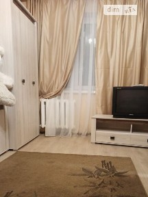 проспект Петра Калнишевського, район Індустріальний, Дніпро, просп. Петра Калнишевського 26 • ID 26472545