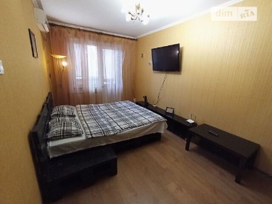 Здам подобово 1к квартиру на вул. Олександри Екстер • ID 24739423