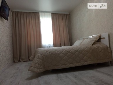 Київська вулиця, район Автовокзал, Рівне, вул. Київська 30 • ID 23649510