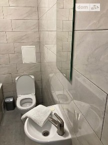 Здам подобово 1к квартиру на вул. Пасічна 8 • ID 23610758
