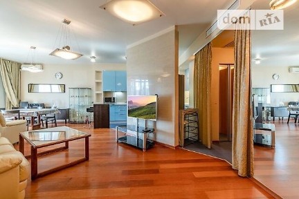 Здам подобово 3к квартиру на вул. Жилянська 59 • ID 19608127