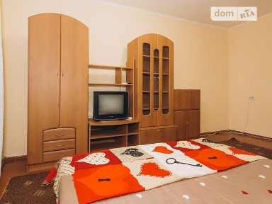 Здам подобово 1к квартиру на вул. Іллінська 52/1 • ID 19520433