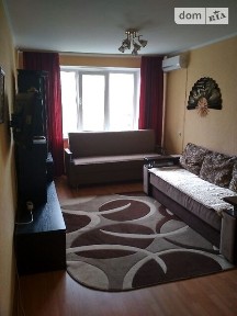 Здам подобово 3к квартиру на вул. Михайла Малишенка 35 • ID 4541737