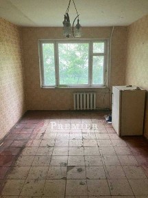 Продам 1 кімнатну квартиру район Кримського бульвару