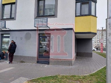 НЕЖИТЛОВЕ ПРИМІЩ. фасад вул. Банківська оренда під магазин кафе салон