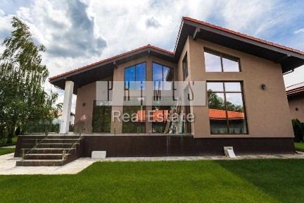 Київська область, Рославичі