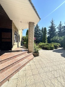 Продаж 2 поверхового будинку з верандою і ділянкою на 15 соток, 281 кв. м, 5 кімнат, на вул. Високовольтна • ID 34633714