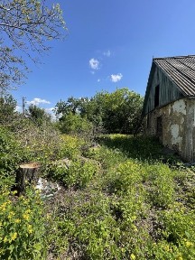 Продаж земельної ділянки та будинку в Фастівському районі, с. Веприк