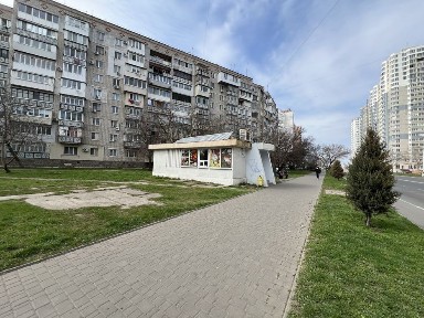 Отдельностоящее! Место под летнюю площадку!