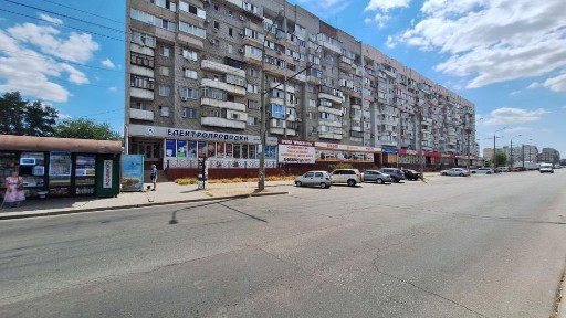 Епіцентр трафіку на «Пісках»: Оренда фасадного приміщення 255 м²